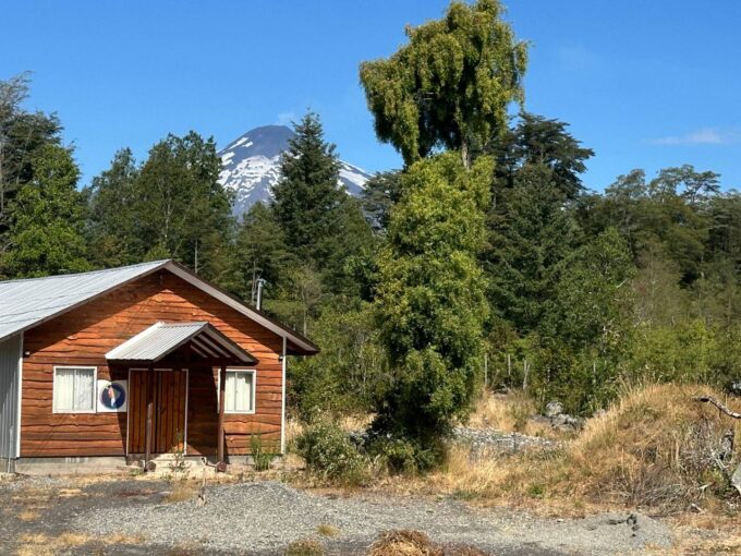 Parcela con casa y cabañas en venta en Villarrica