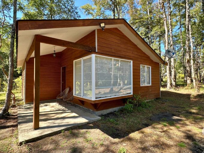 Casa de dos dormitorios en arriendo en Pucón sector Metreñehue