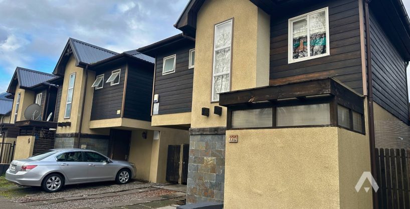 Casa de tres dormitorios en arriendo en Pucón