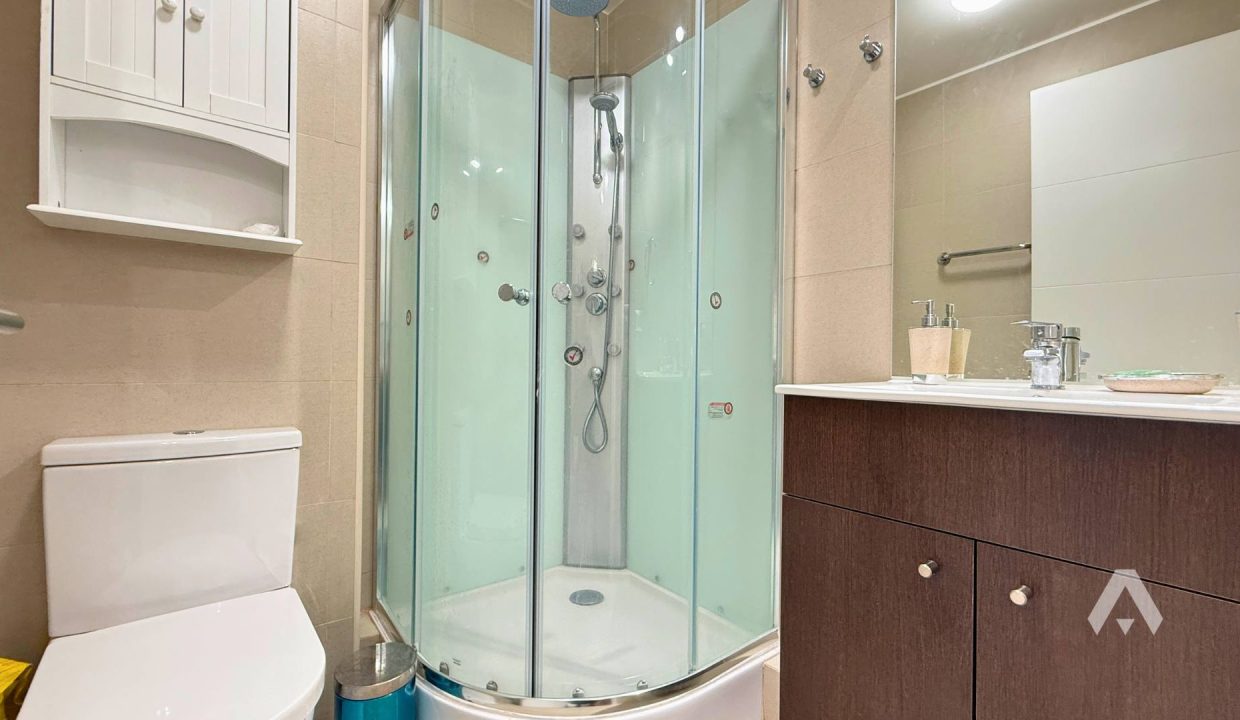 Moderno departamento en venta en Pucón 12