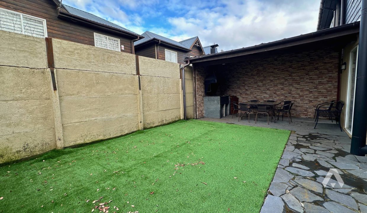 Casa de tres dormitorios en arriendo en Pucón 16