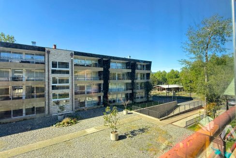 Moderno departamento en venta en Pucón 3