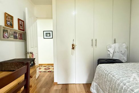 Parcela con dos casas y piscina en Pucón 11