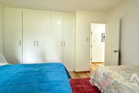 Parcela con dos casas y piscina en Pucón 16