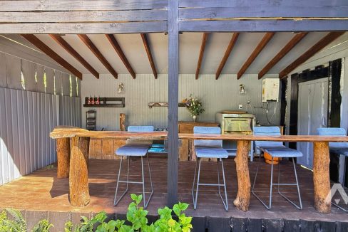 Parcela con dos casas y piscina en Pucón 3