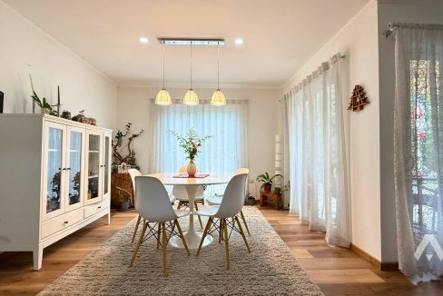 Parcela con dos casas y piscina en Pucón 4