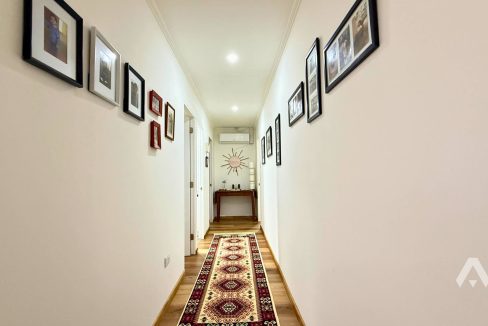 Parcela con dos casas y piscina en Pucón 9