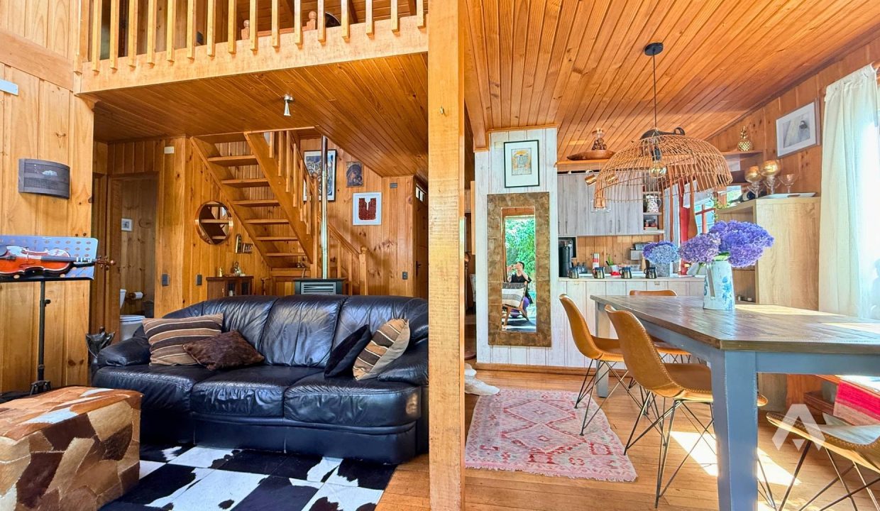 Casa en venta en Villarrica, con acceso al lago 4