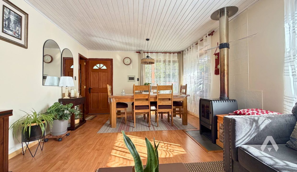 Casa en venta a minutos de Villarrica 4